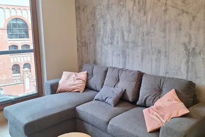 Image de Metro Wola Apartment with Parking & Ac next to Warsaw Rising Museum by Noclegi Renters