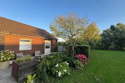 Image de Superb vacation home with large private garden in rural setting.