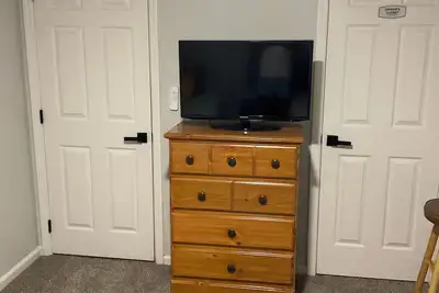 Image de Karen’s Cove\nCharming 2-bedroom house in terrific Darien with WiFi, Ac