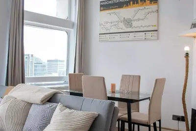 Image de City centre & Parking - 2Bed Ap sleeping 7 in the heart of Manchester