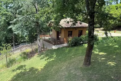 Image de Luxe, calme & nature : chalets nichés dans un domaine privé luxueux