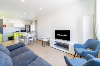 Golden View Villa by HelloVacations