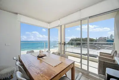 Oceanic 21 - Forster Beachfront Apartment