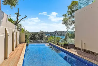 Image de 6br Stunning Waterview with Private Pool in Mosman