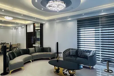 Image de 10 minutes from airport, Elegant Villa in modern, secure city Basundhara R/S.