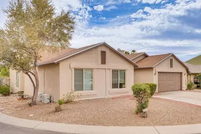 Image de 4-bedroom house in charming Tucson with WiFi, fitness equipment, Ac
