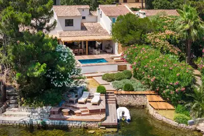 Image de Villa sur le lagon de Saint-Cyprien