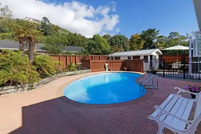 Image de The Nile Street Bungalow - Character Home with a Pool in Central Location