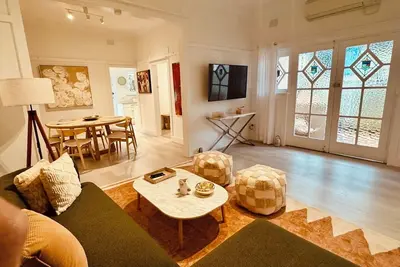 Image de Bondi Cottage - in the heart of Bondi village.