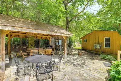 Image de Serene Cabin w/ Pond & Creek on South Saluda River