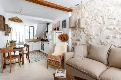 Image de Maison Cosy Intramuros [Avignon]