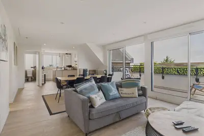 Image de À 180m de la plage appartement 4adultes/4enfants