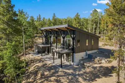 Image de Brand New Luxury Custom Home w/Hot Tub - Higher Ground