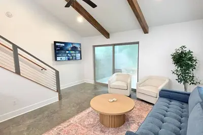 Image de New•Landry House•King Bed•65\"Tv