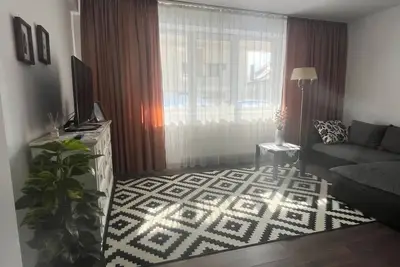 Image de Hillside Apartment Near City Center – Quiet, Green & Super Central