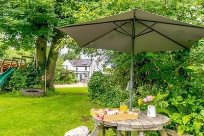 Image de Molleston Back Farmhouse