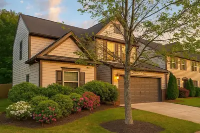 Image de Luxe 4 Bed Retreat: Sleeps 8 & Mins Lake Lanier