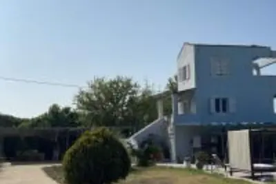 Villa Aris with private pool by Lefkadastay