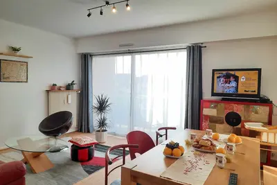 Image de Appartement 600 m du centre ville – idéal famille avec parking inclus