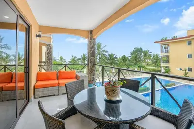 Image de Oceanview Beachfront Condo | Jaco Beach