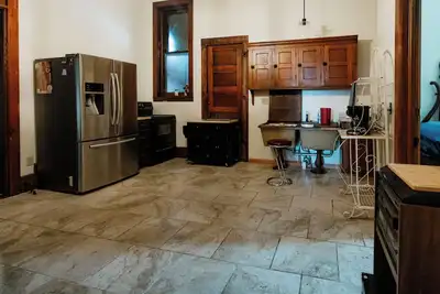 Image de Historic 3-bedroom downtown apartment with WiFi, Ac in peaceful Corry