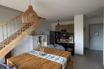 Image de Superbe appartement neuf à 5 minutes de la plage à pieds avec piscine