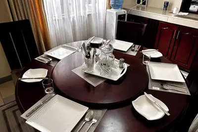 Image de Experience the perfect blend of comfort and convenience at Axis Guest House.