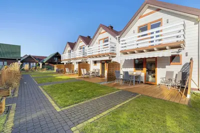 Image de Mysliwska 22 | Wooden House | Parking