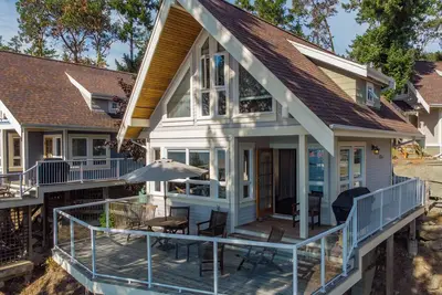 Image de Bright Ocean View Cottage on Pender Island! Cob 6