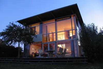 Image de Glashaus direkt am Müritzufer