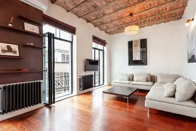 Image de Restored, historical stylish 2bedroom with Netflix