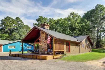 Image de Steps to White River: Cabin Retreat w/ Dock Access