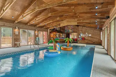 Image de The Rockstar / Indoor pool / Close to Ft Knox