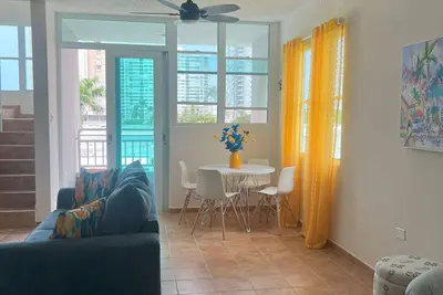 Image de 2 Bedroom Penthouse Condo located in the heart of Luquillo