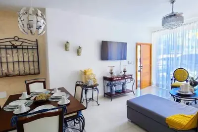 Image de Paradise by the sea (Pool, Beach, Security)