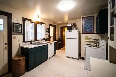 Decorative Home Near Iu Stadium