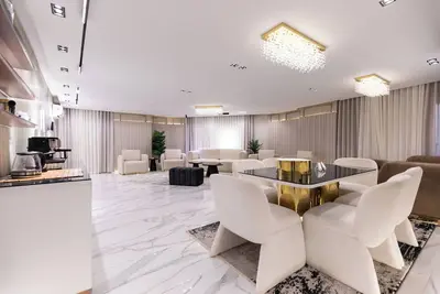 Image de 4 Bedroom Apartment