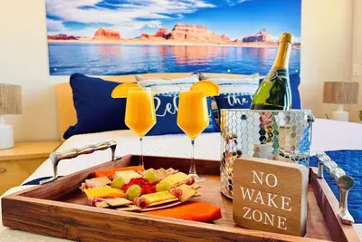 Image de New At The Helm near Lake Powell, Horseshoe Bend, & Antelope Canyon