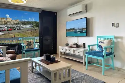Image de Marina View Condo 2 Bed / 2 Bath Sleeps 7