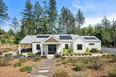 Image de Meadowhouse | Secluded Sonoma Wine Country Home