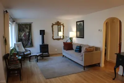 Image de Lovely Home, Great Location, Wonderful Memories & yes, pet friendly!