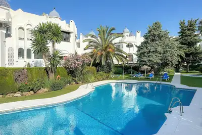Image de 1 Bedroom Condo in Calahonda. Close to the Beach and Amenities.