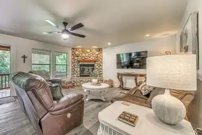 Image de Mountain Retreat: Near Grindstone Lake & Trails!