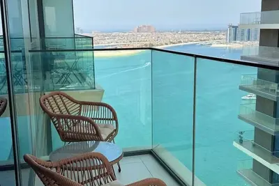 Image de Luxury Beachfront 2-Bedroom Apartment