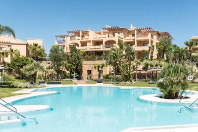 Image de 2-Bedroom Sea View Apartment in Benahavis
