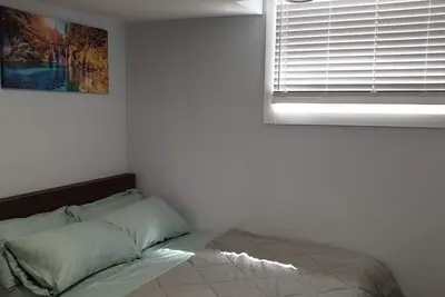 Image de Cozy MountZion 2br Suite - Londonderry Mall & Henday