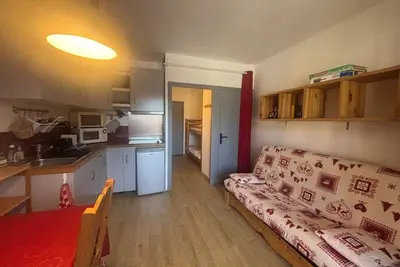 Image de Studio cabine avec ascenseur, idéal couple ou famille, fonctionnel et bien équipé