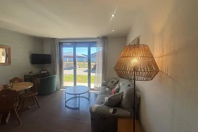 Image de 3 pièces spacieux et calme avec parking