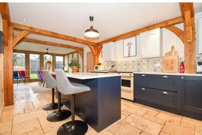 Image de Stunning Oak Frame house with hot tub set in 3 acres of paddocks and gardens