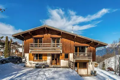 Image de Cosy ski chalet near Mont Blanc 10 mins from Megeve, 3 mins to slopes